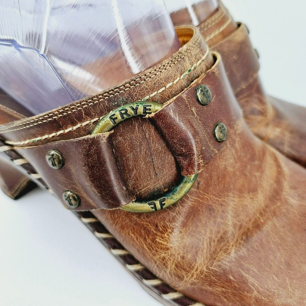 Frye Charlotte Ring Mules Clogs 9.5 M Brown Leather Distressed Stitched Rivets - Picture 7 of 16